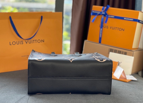 ルイヴィトンバッグ内部構造